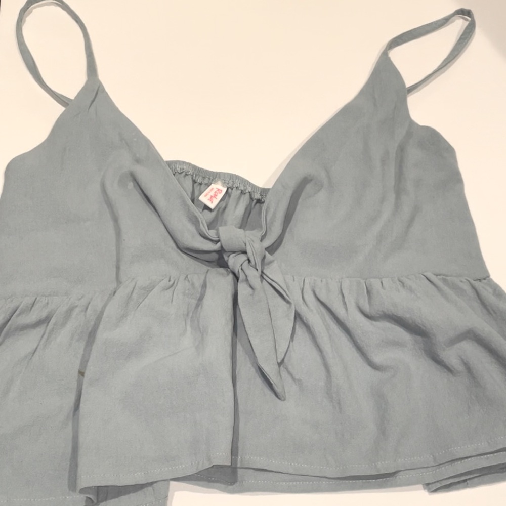 Romwe woman’s top, size S.
